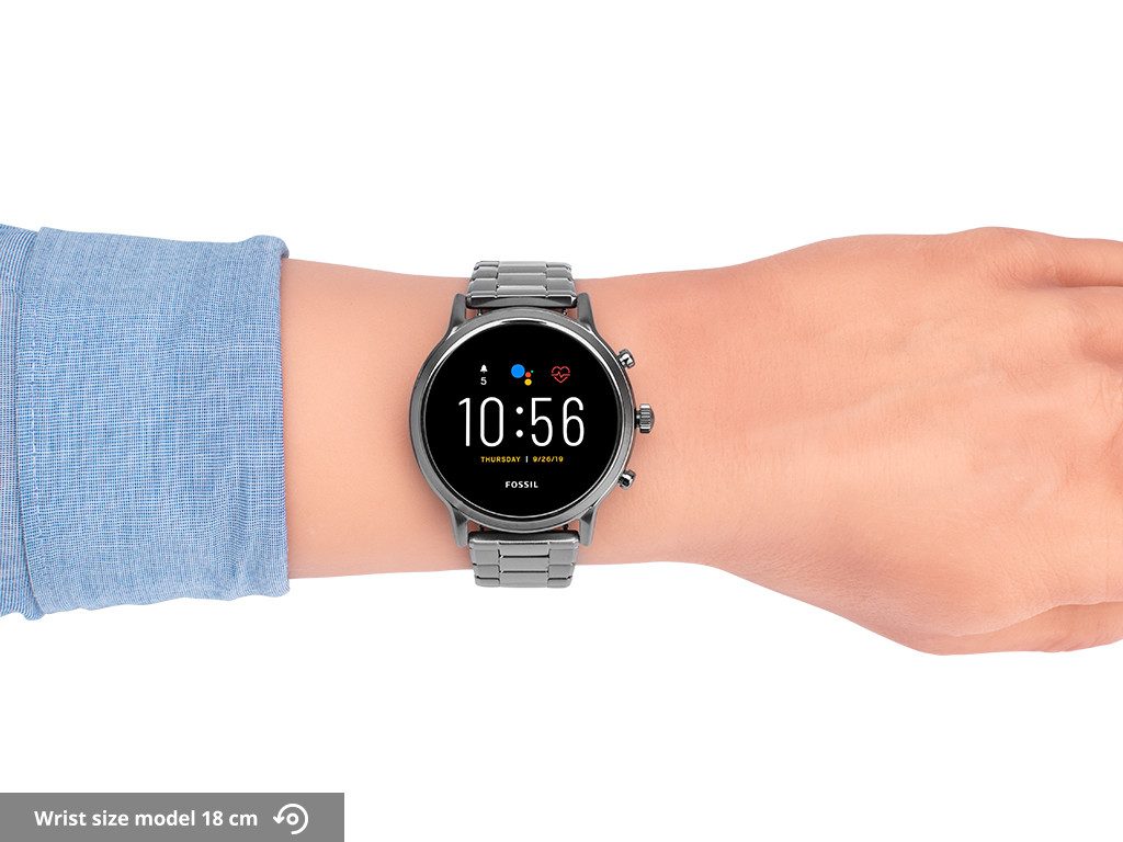 fossil-carlyle-gen-5-smartwatch-uiterlijk-om-de-pols